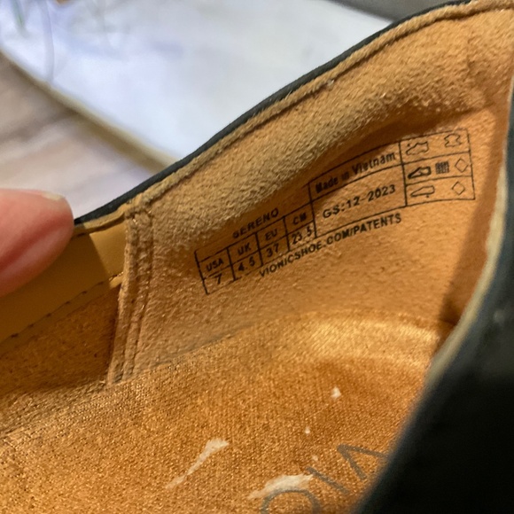 Vionic Women's Sereno Wedge Slip On size 7 - Picture 9 of 9